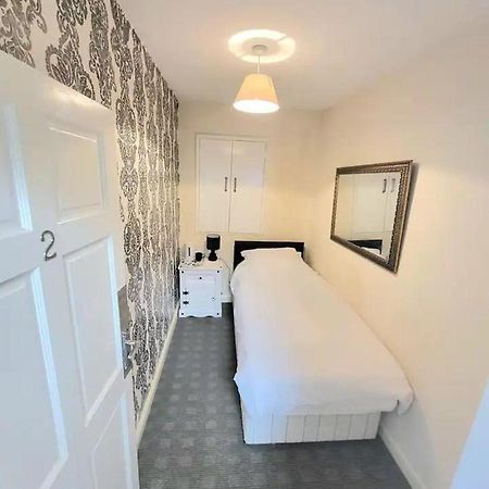 The Dublin Packet - Single Room 2 Holyhead Exteriör bild